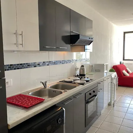 Le Cesario Apartment