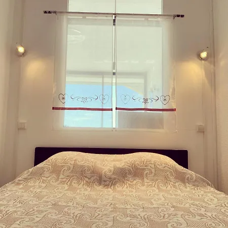 Le Cesario Apartment *